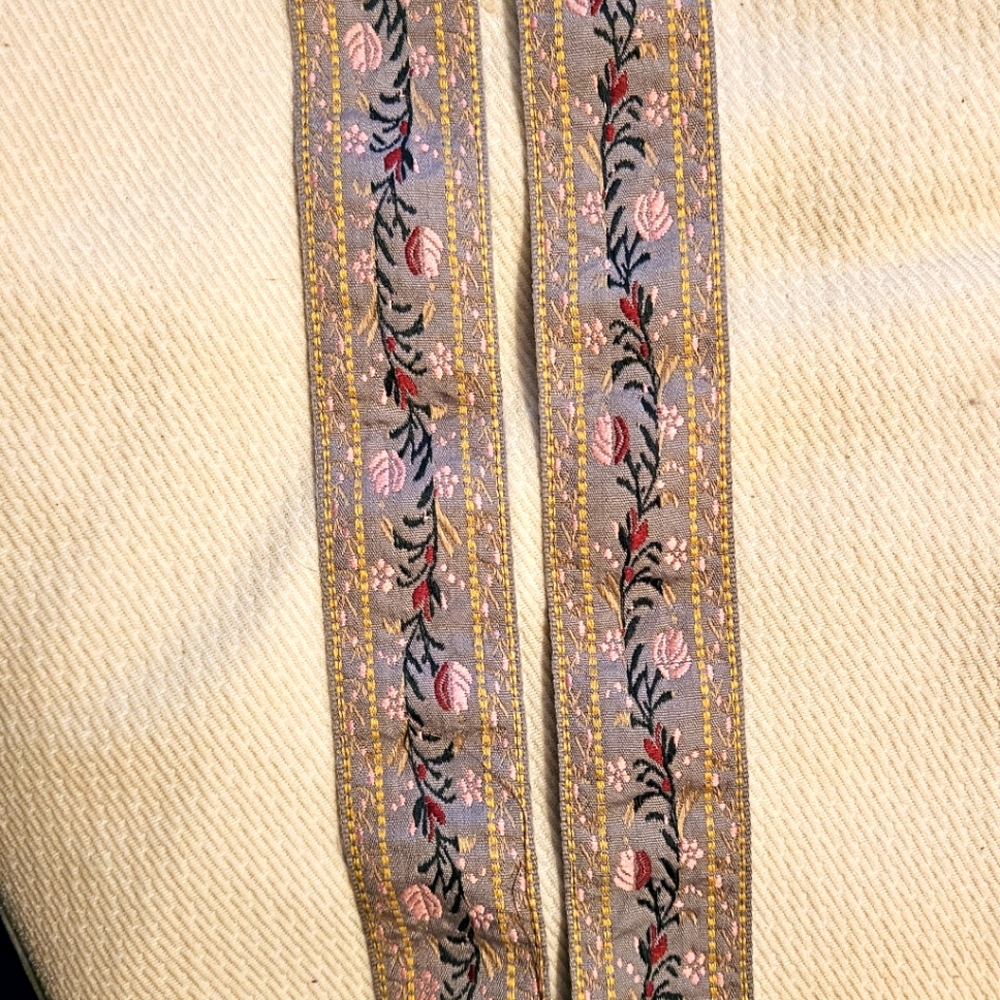 POL Beaded Belt - Picture 6 of 6